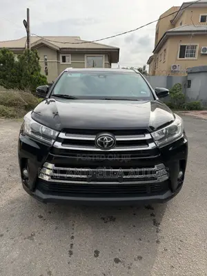Toyota Highlander Limited Platinum 4x4 V6 (3.5L 6cyl 8A) 2018 Black