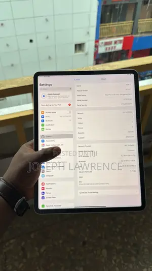 Apple iPad Pro (2022) 256 GB Silver