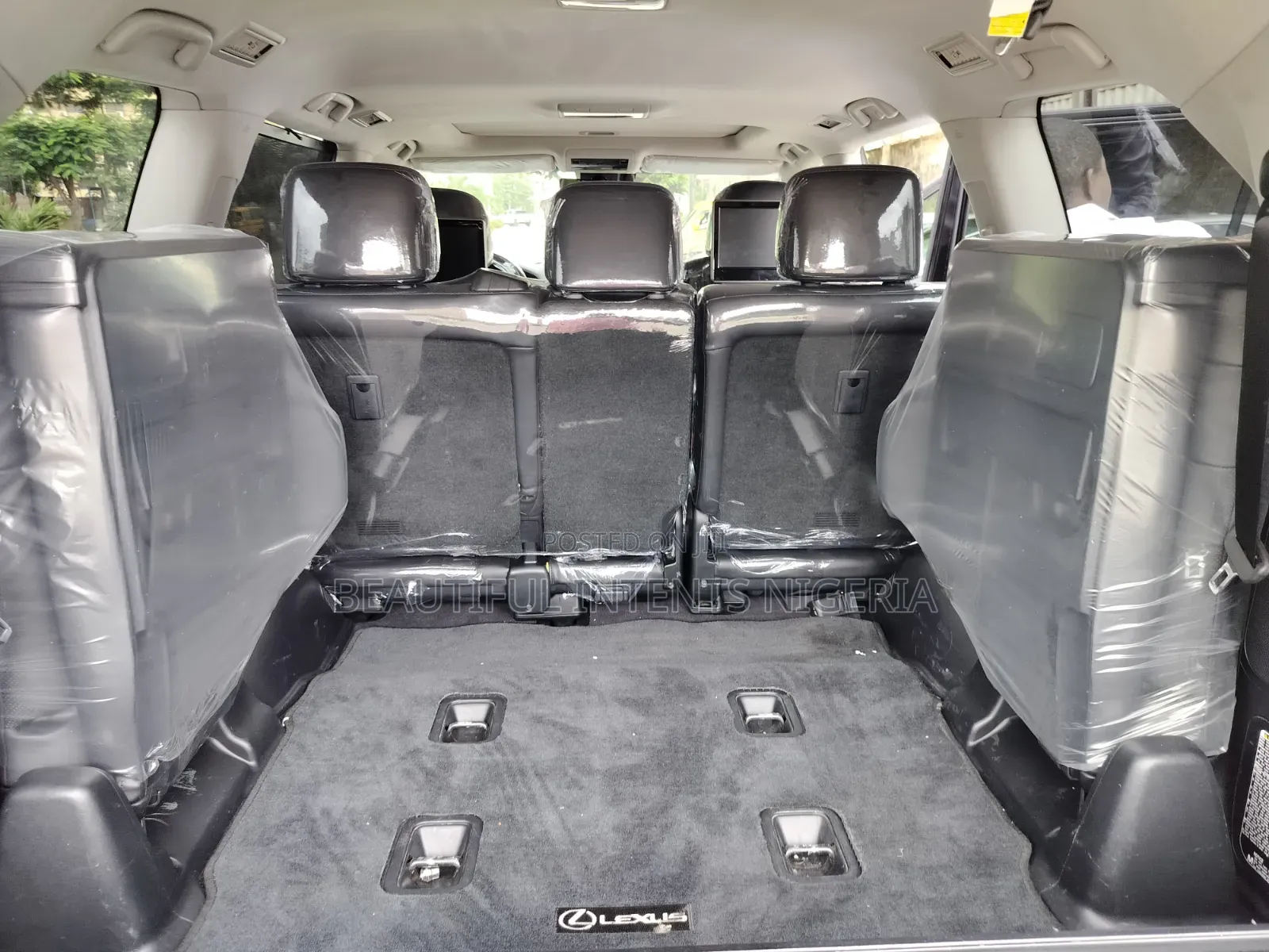 Lexus LX 570 AWD 2016 Black