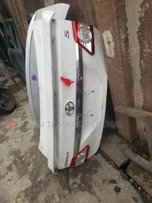 Boot Toyota Corolla 2012-2013 Sport