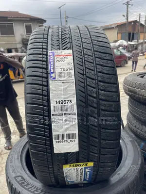 Original Michelin Tyre 295/40r22