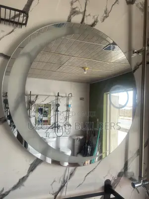 Mirror With Light