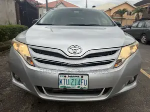 Toyota Venza Limited 2012 Silver