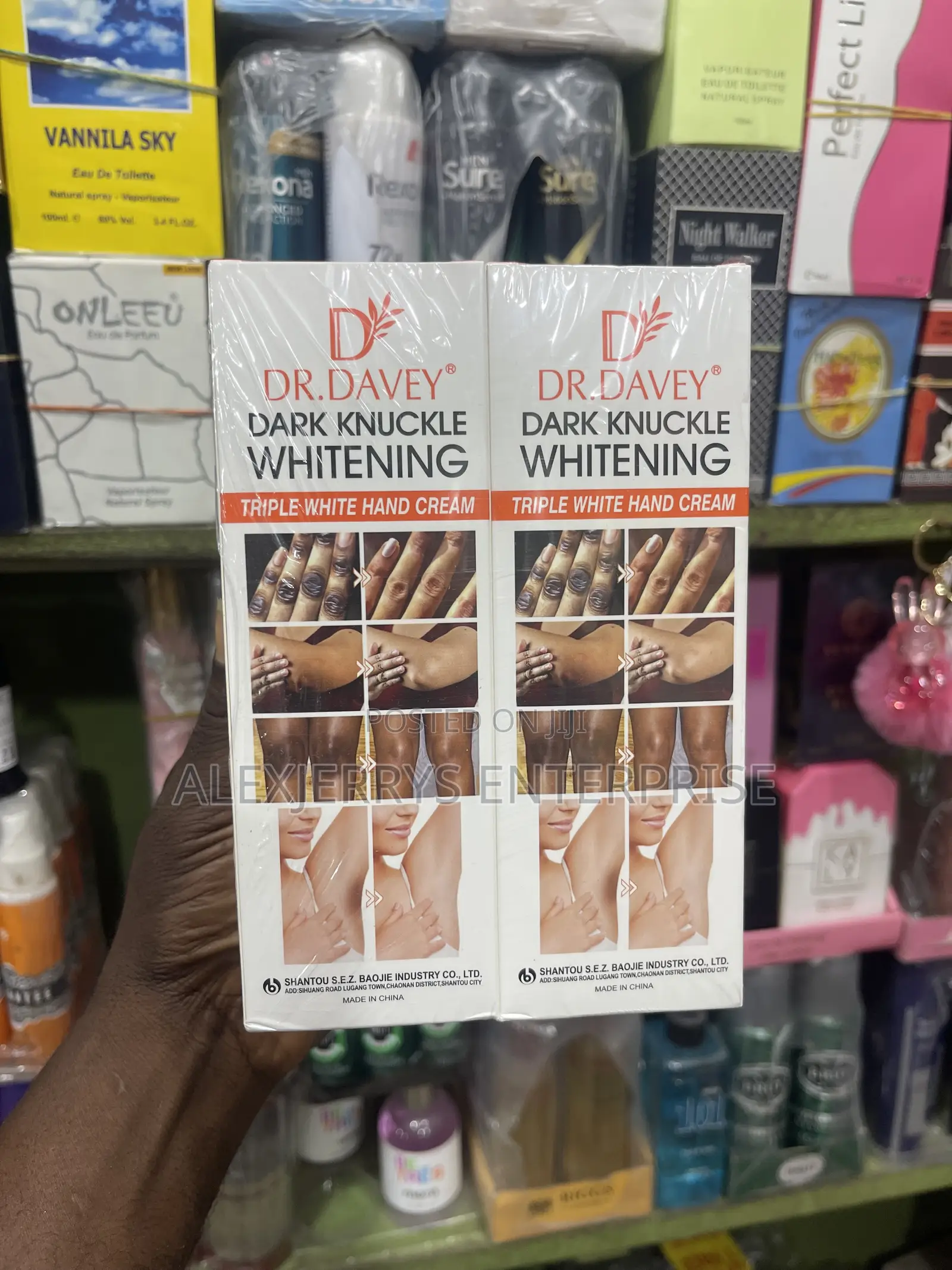 Dr. Davey Dark Knuckle Whitening Triple White Hand Cream