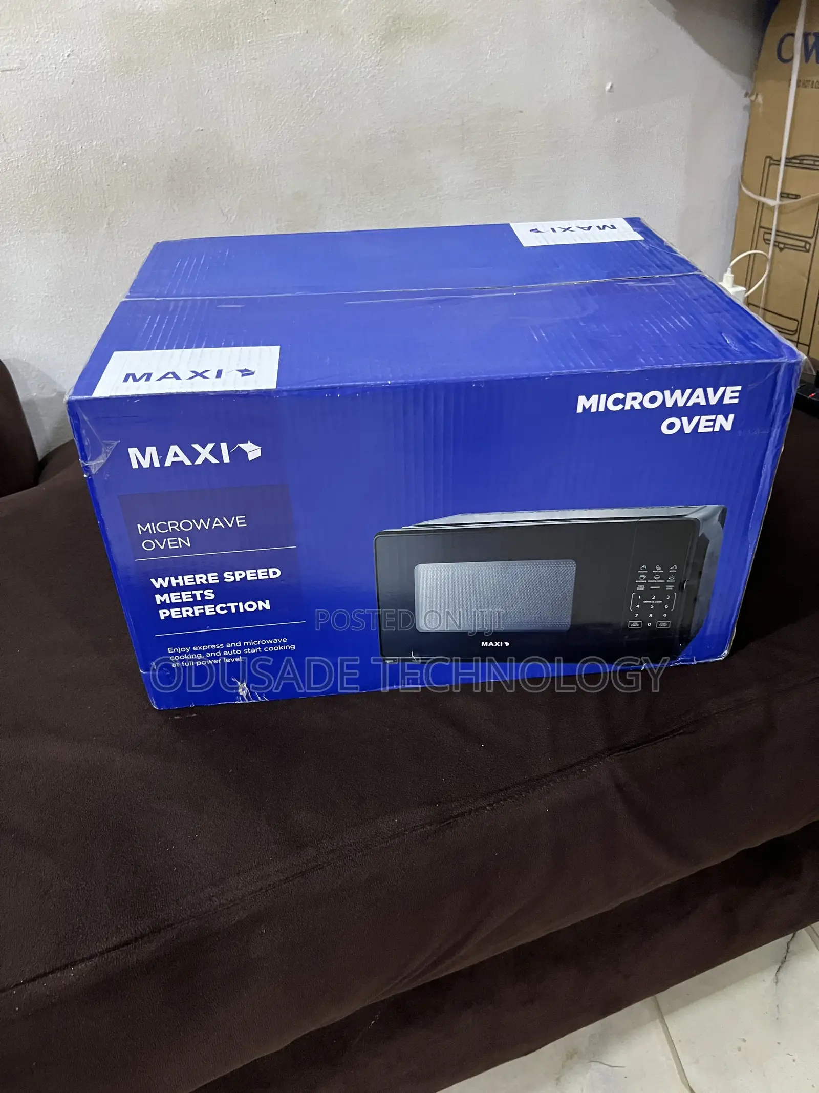 Maxi 20L Digital Microwave – Stylish Design, Reliable Performance