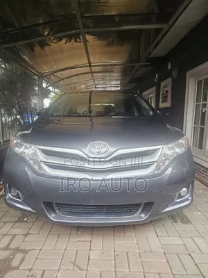 Toyota Venza XLE 4dr Wagon (3.5L 6cyl 6A) 2015 Gray