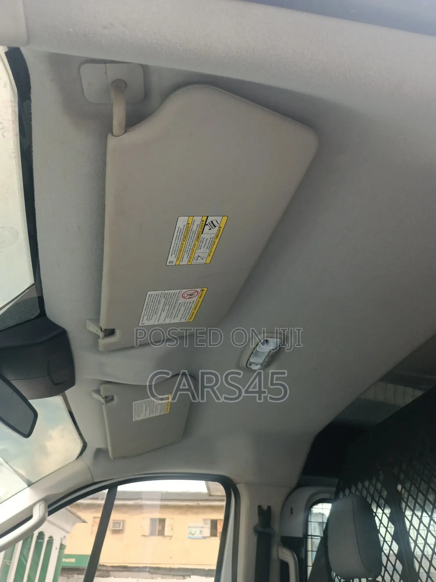 Ford Transit-350 2015 White