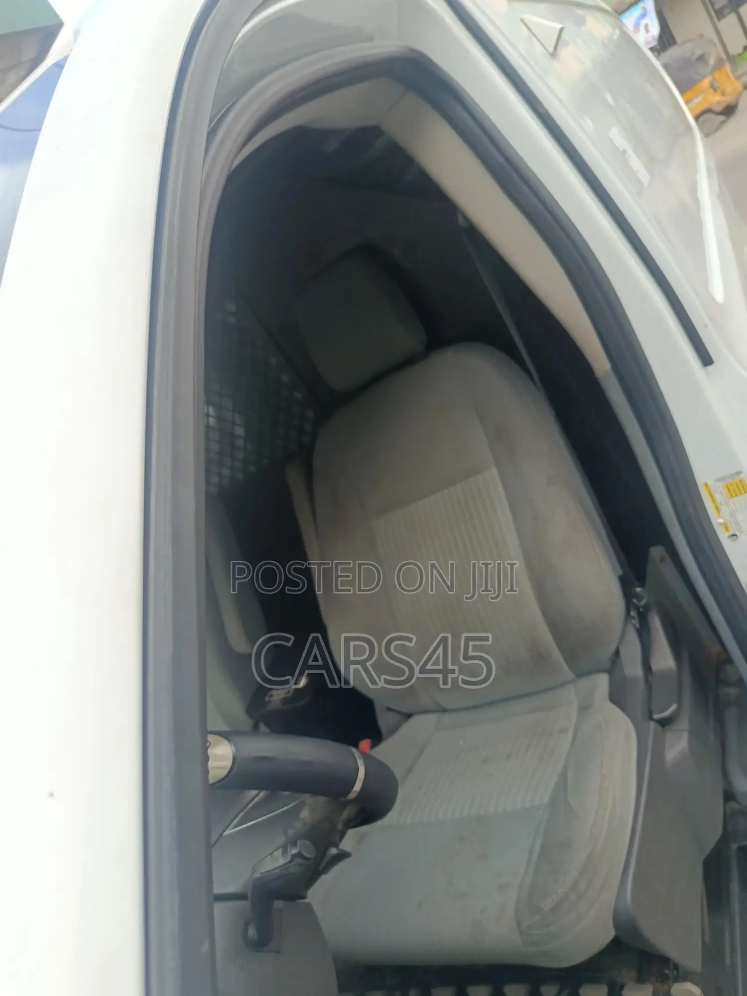Ford Transit-350 2015 White