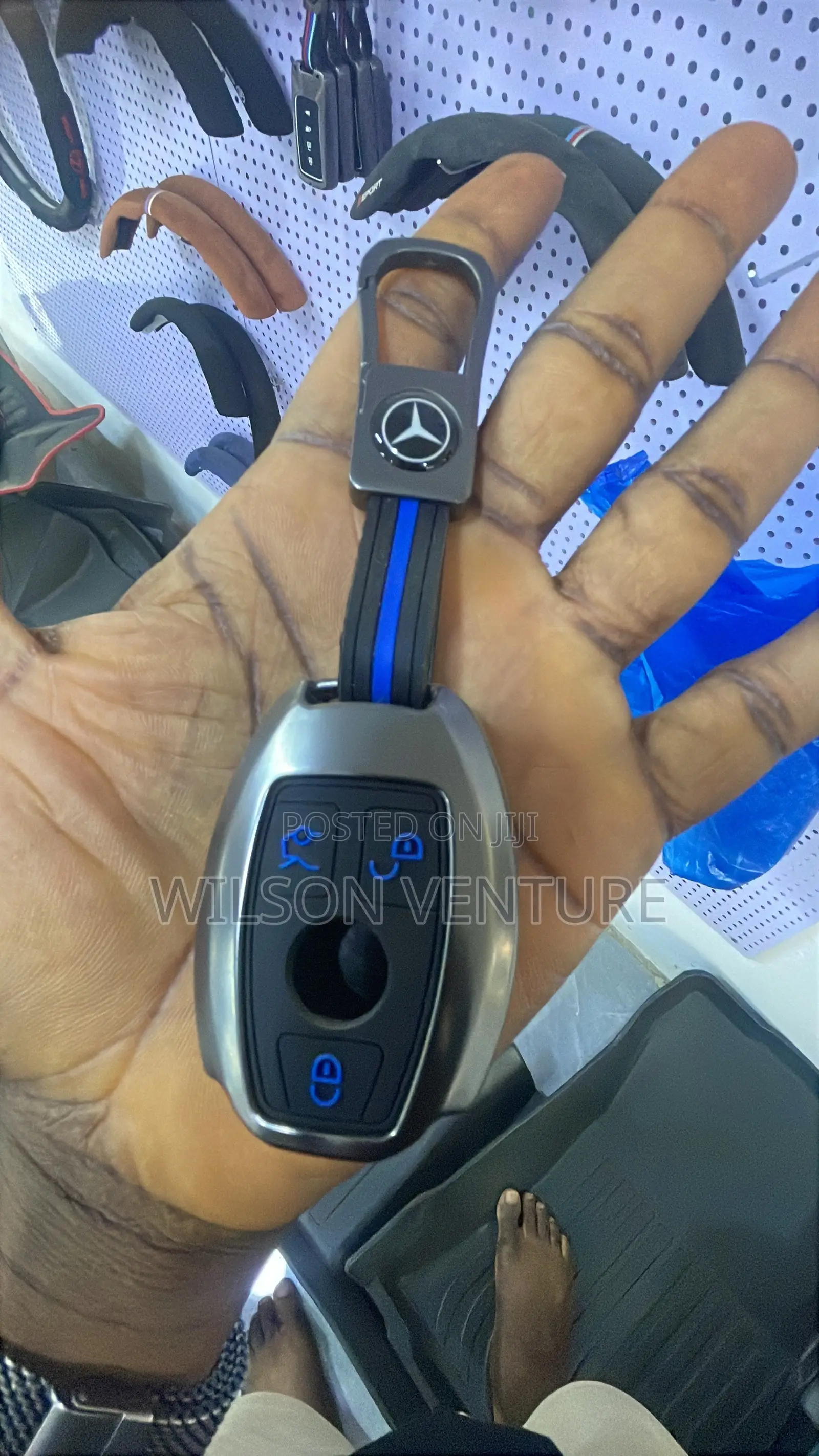 Allow Benz Key Pouch