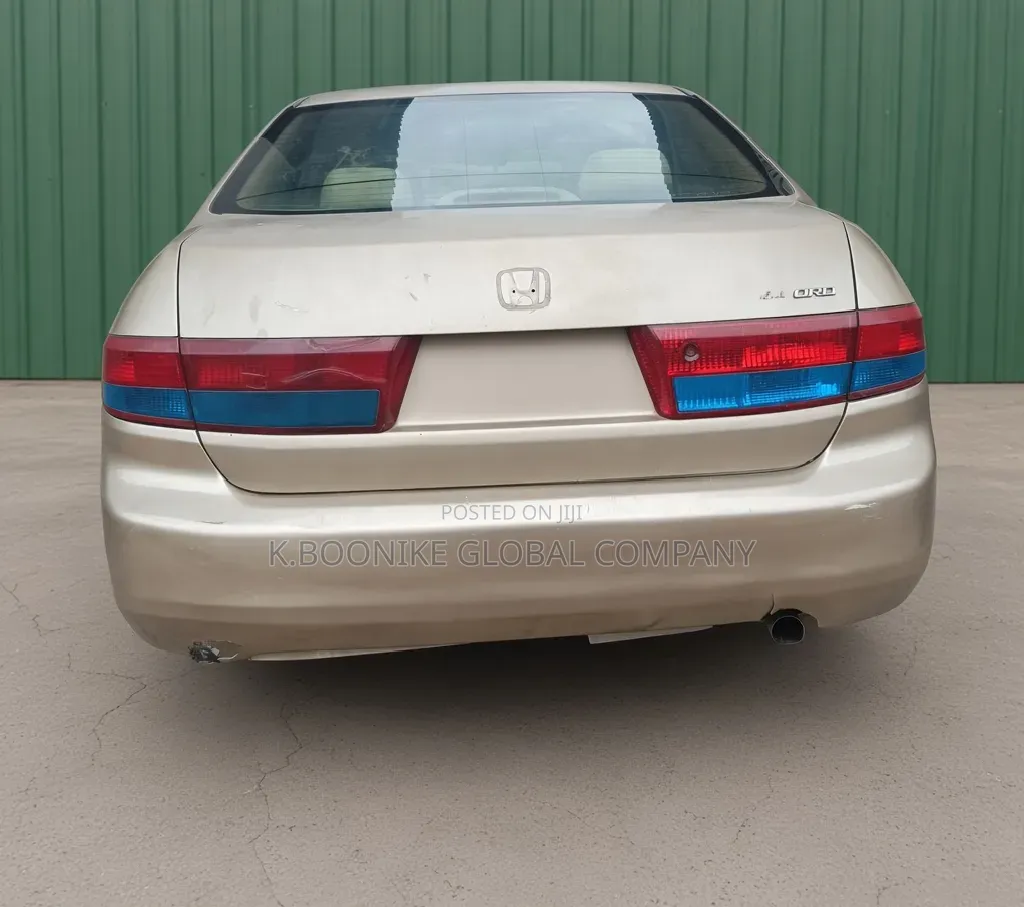 Honda Accord Automatic 2004 Gold