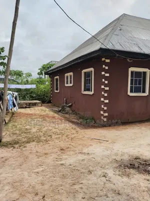 Mini Flat in Nut, Ethiope East for sale