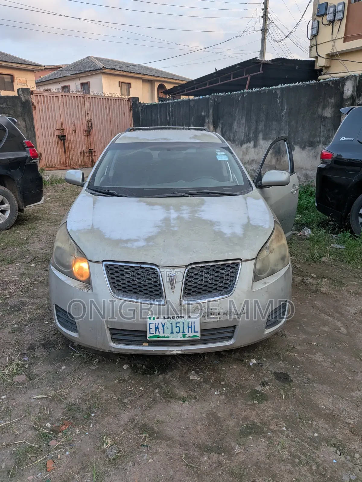 Pontiac Vibe 2009 Silver