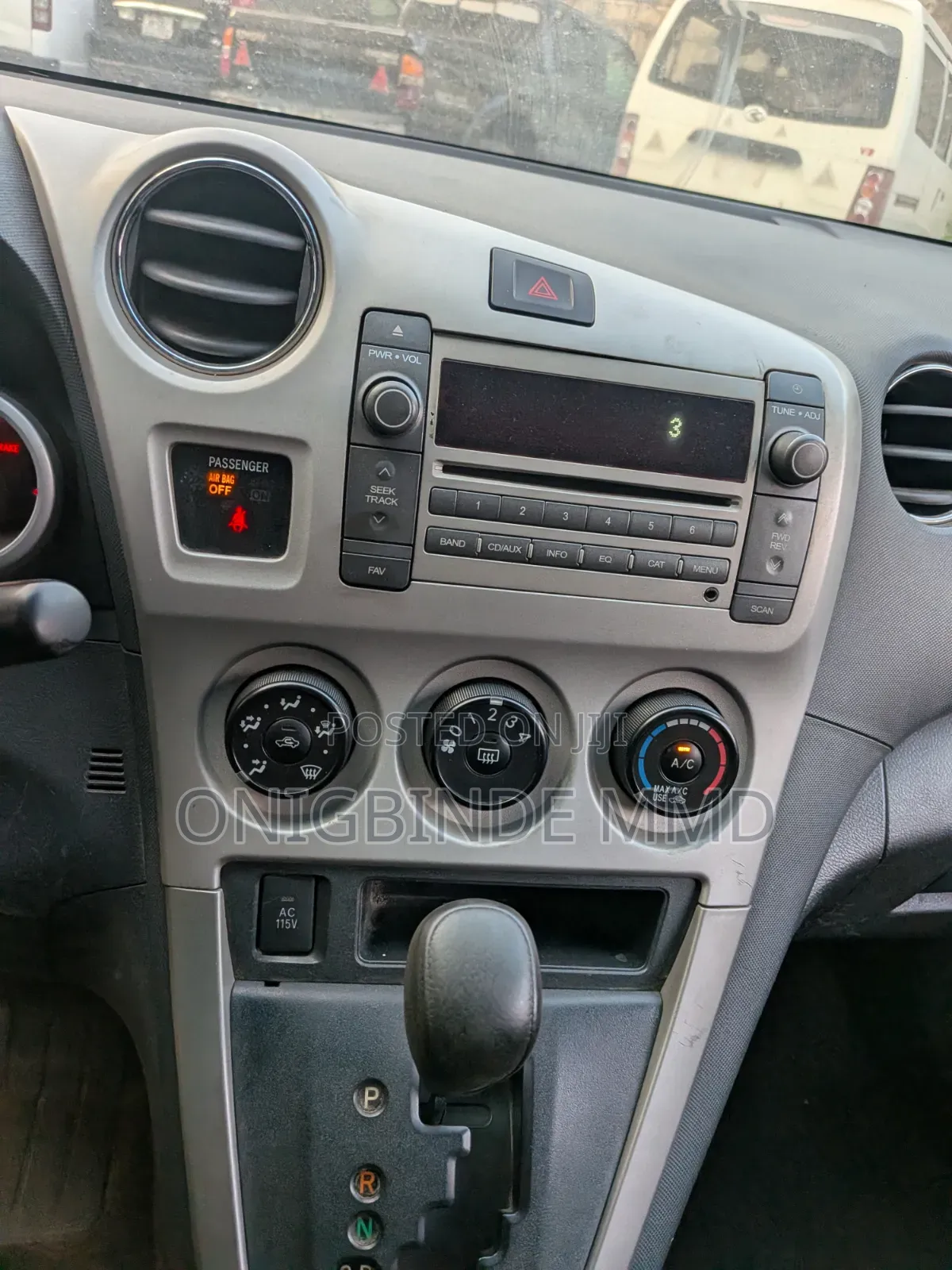 Pontiac Vibe 2009 Silver