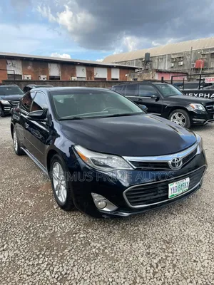 Toyota Avalon Limited 4dr Sedan (3.5L 6cyl 6A) 2014 Black