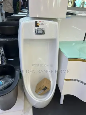 Freestanding Sensor Urinals for Commercial Use