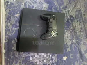 PS4 Console