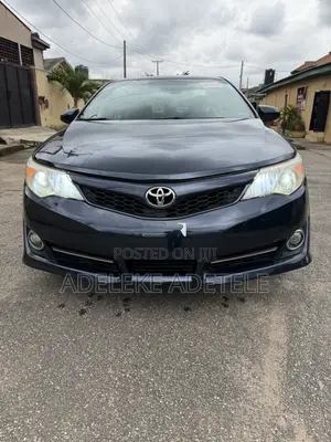 Toyota Camry L 4dr Sedan (2.5L 4cyl 6A) 2014 Blue
