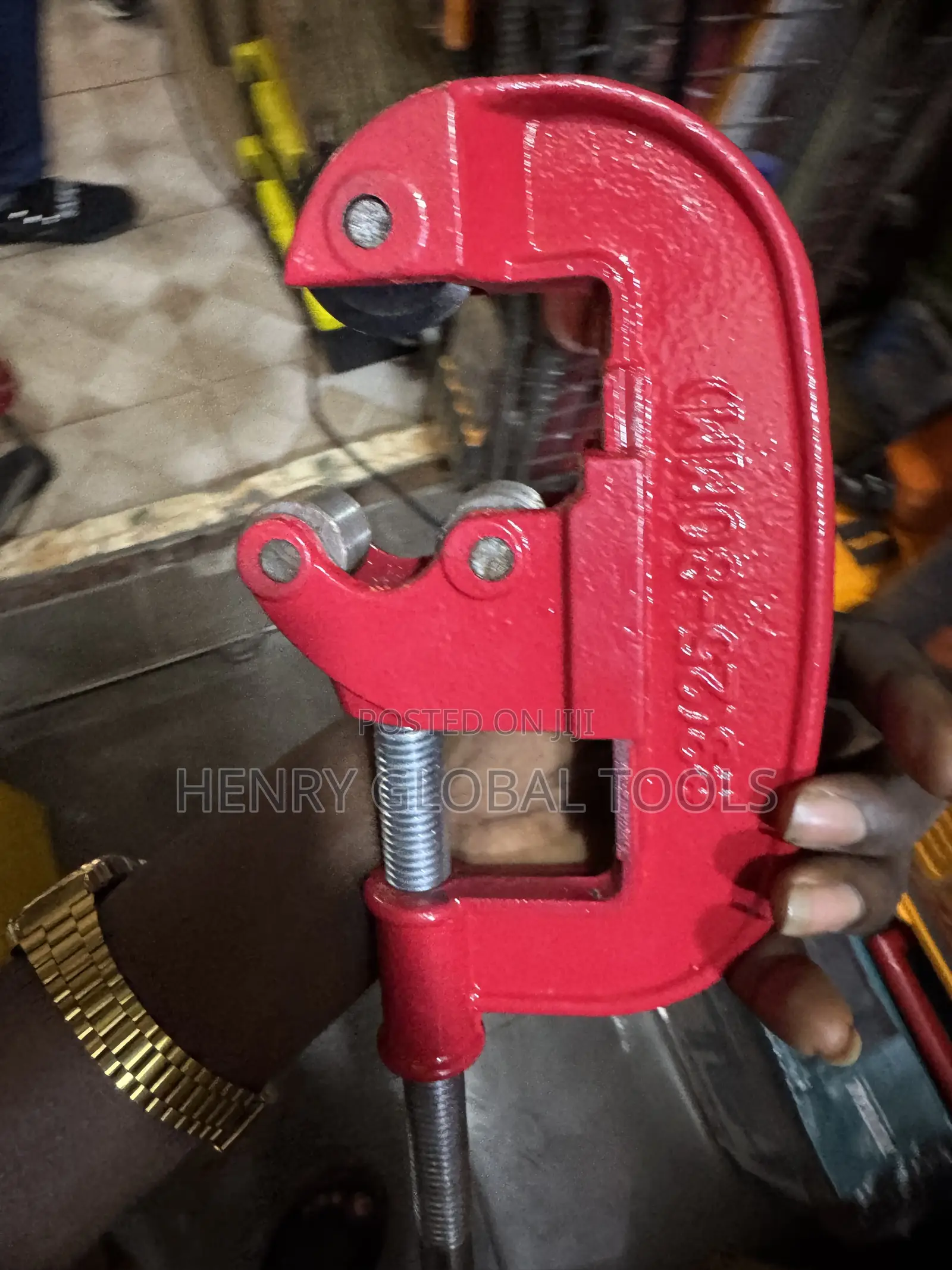 Heavy Duty Professional Pipe Cutter – 2” to 4”