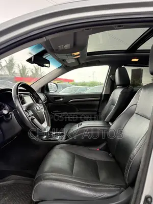 Toyota Highlander Limited Platinum 4dr SUV AWD (3.5L 6cyl 6A) 2015