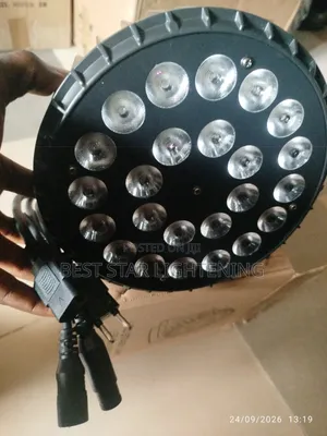 High-Power 24x10W LED Par Can Light for Stage Events