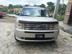 Ford Flex 2010 Silver
