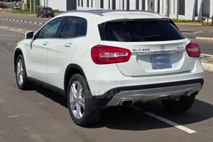 Mercedes-Benz GLA 250 2017 White