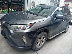 Toyota RAV4 2020 Gray