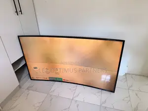 Samsung TV 65” Curved