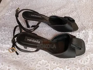 Pre Loved Black Vaidada Open Toe