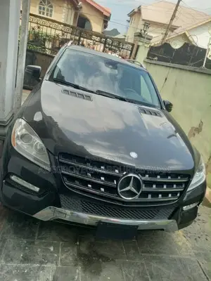 Mercedes-Benz M Class 2013 Black