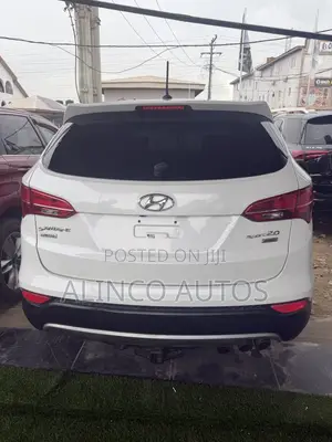 Hyundai Santa Fe 2015 White