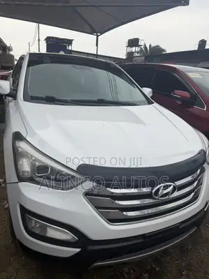 Hyundai Santa Fe 2015 White