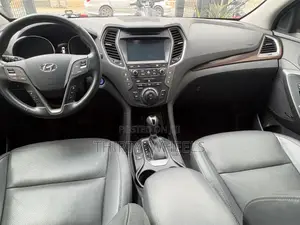 Hyundai Santa Fe 2016 White