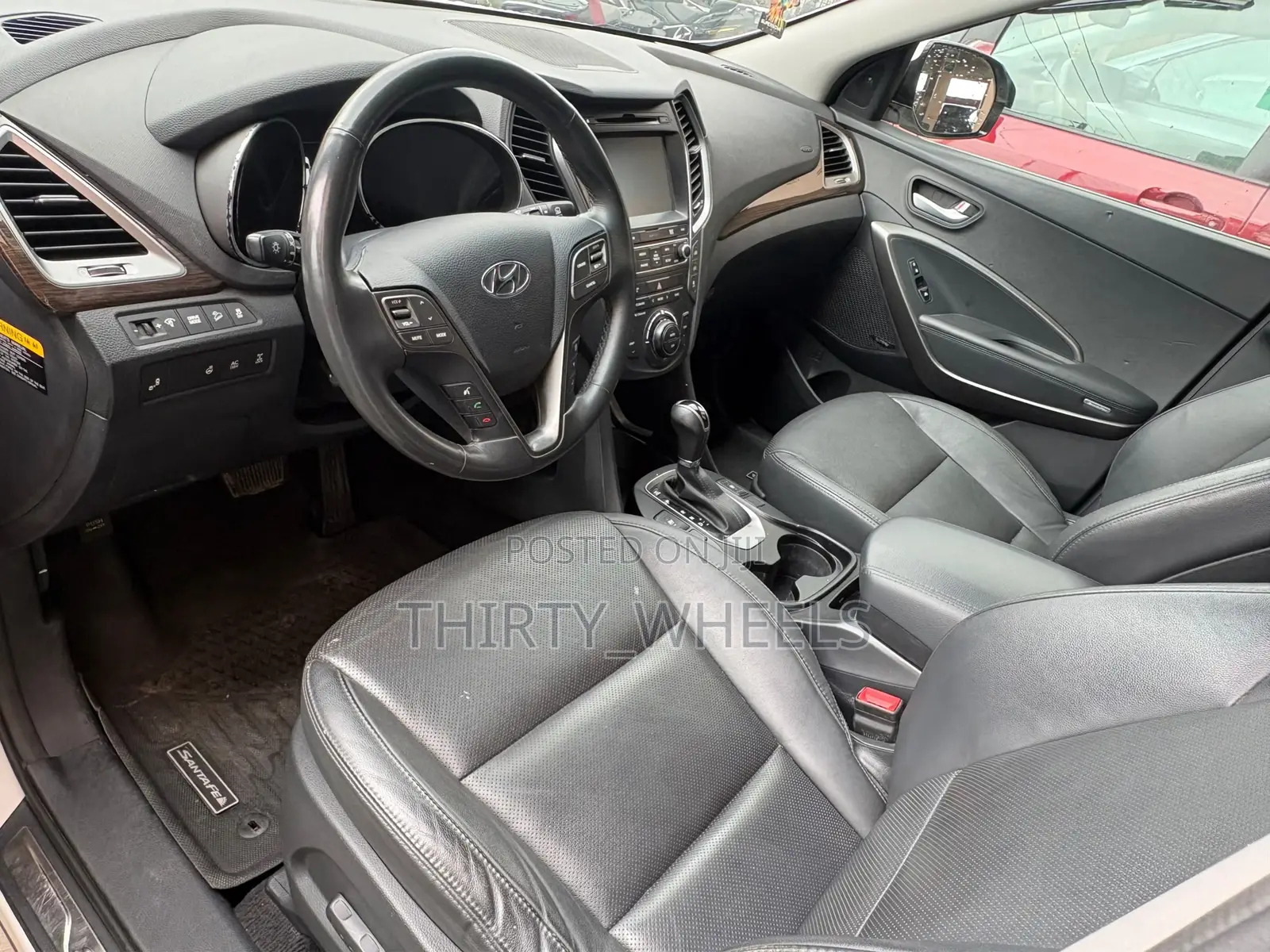 Hyundai Santa Fe 2016 White