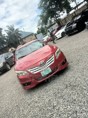 Toyota Camry 2009 Red