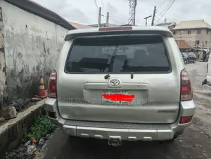 Toyota 4-Runner Limited 2004 Gray