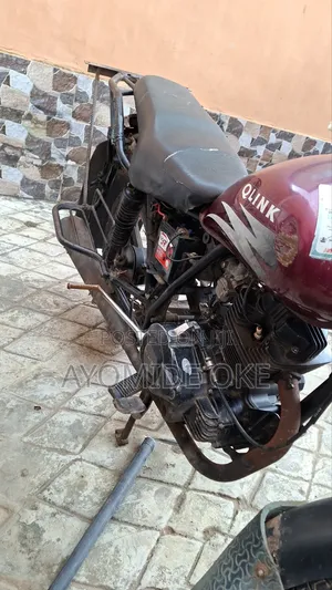 Qlink XP 200 2023 Red