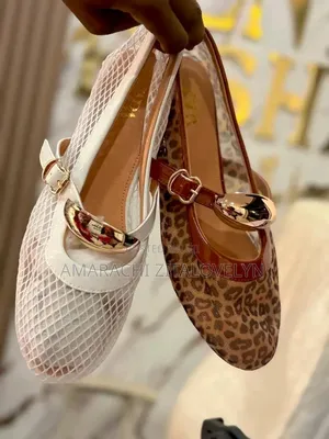 Women’s Stylish Flat Shoes – Classy Comfortable