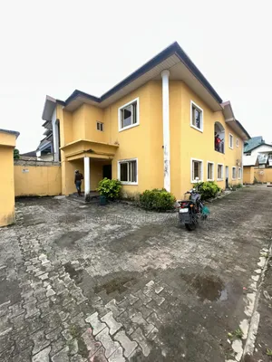 4bdrm Duplex in Lekki Phase 1 for rent