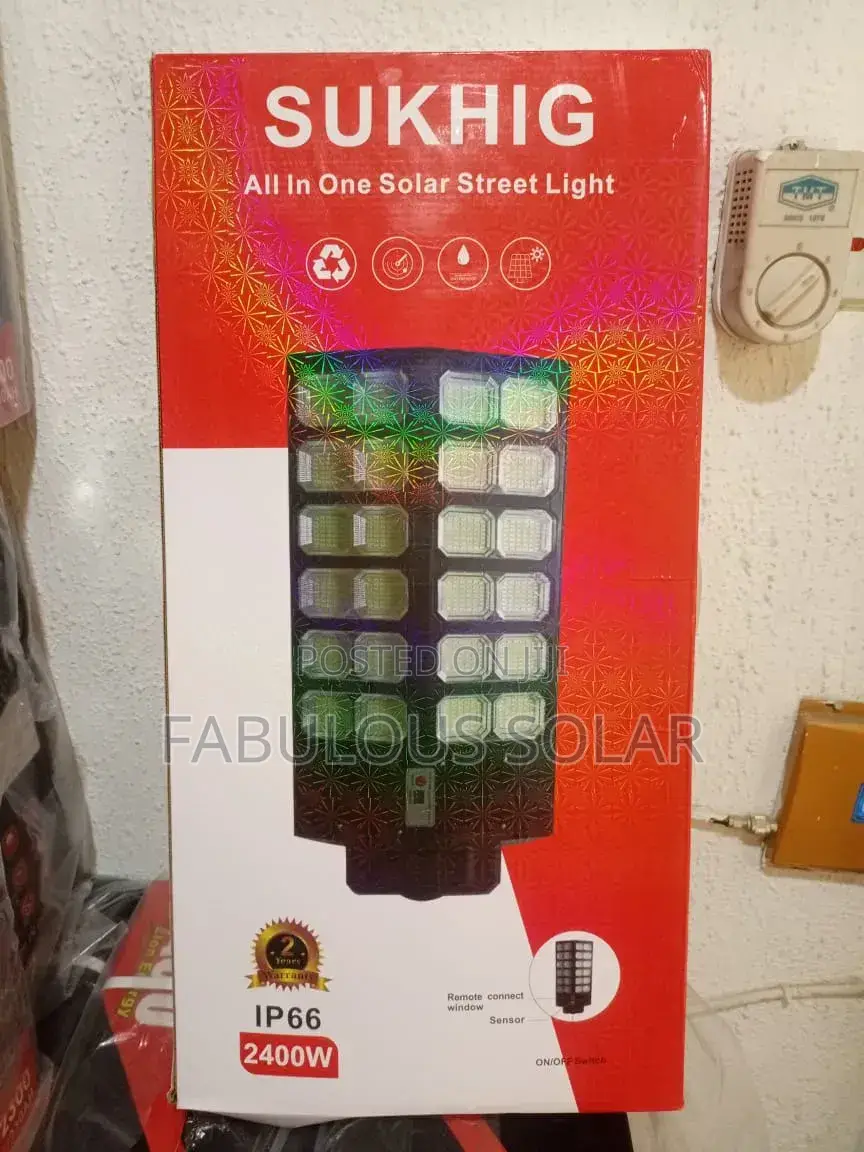 2400watts Sukhig Solar Street Light(24 Eyes)