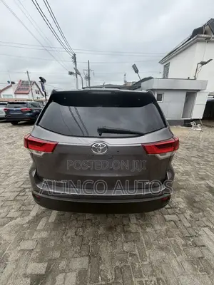 Toyota Highlander 2016 Gray