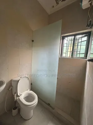 2bdrm Apartment in Lekki Phase 1 for rent