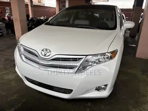 Toyota Venza 2011 White
