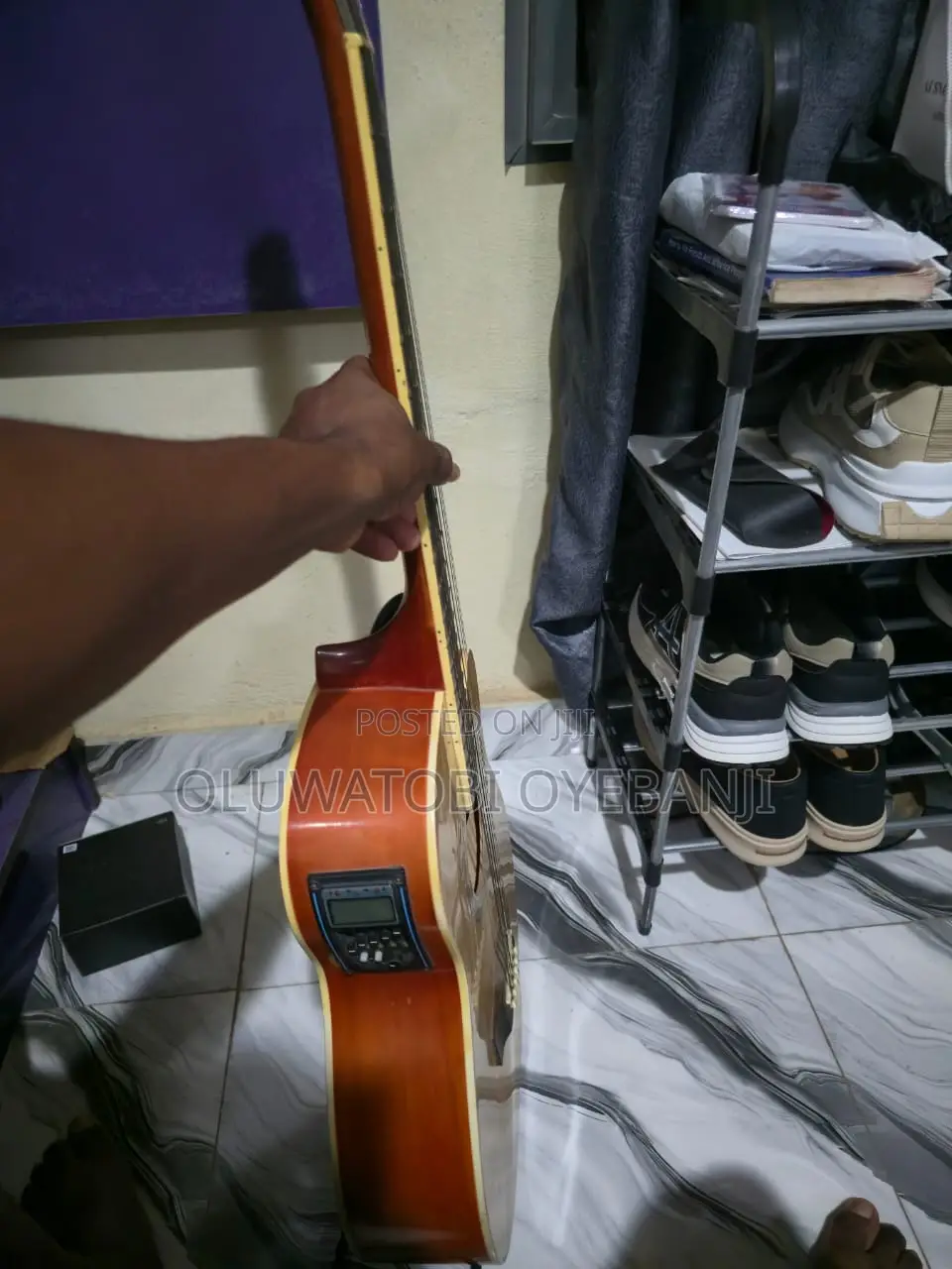 Semi Acoustic Guitar