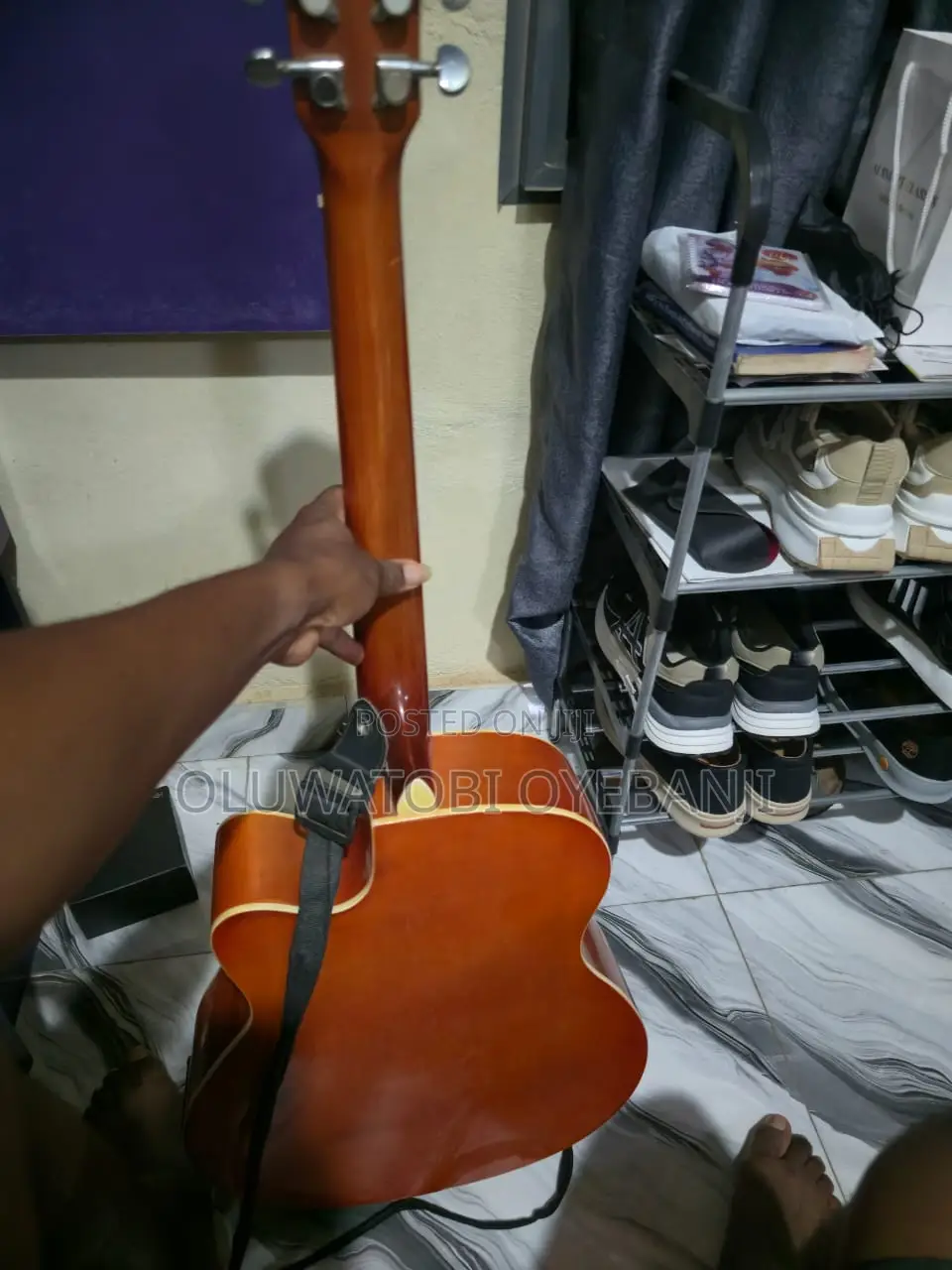 Semi Acoustic Guitar