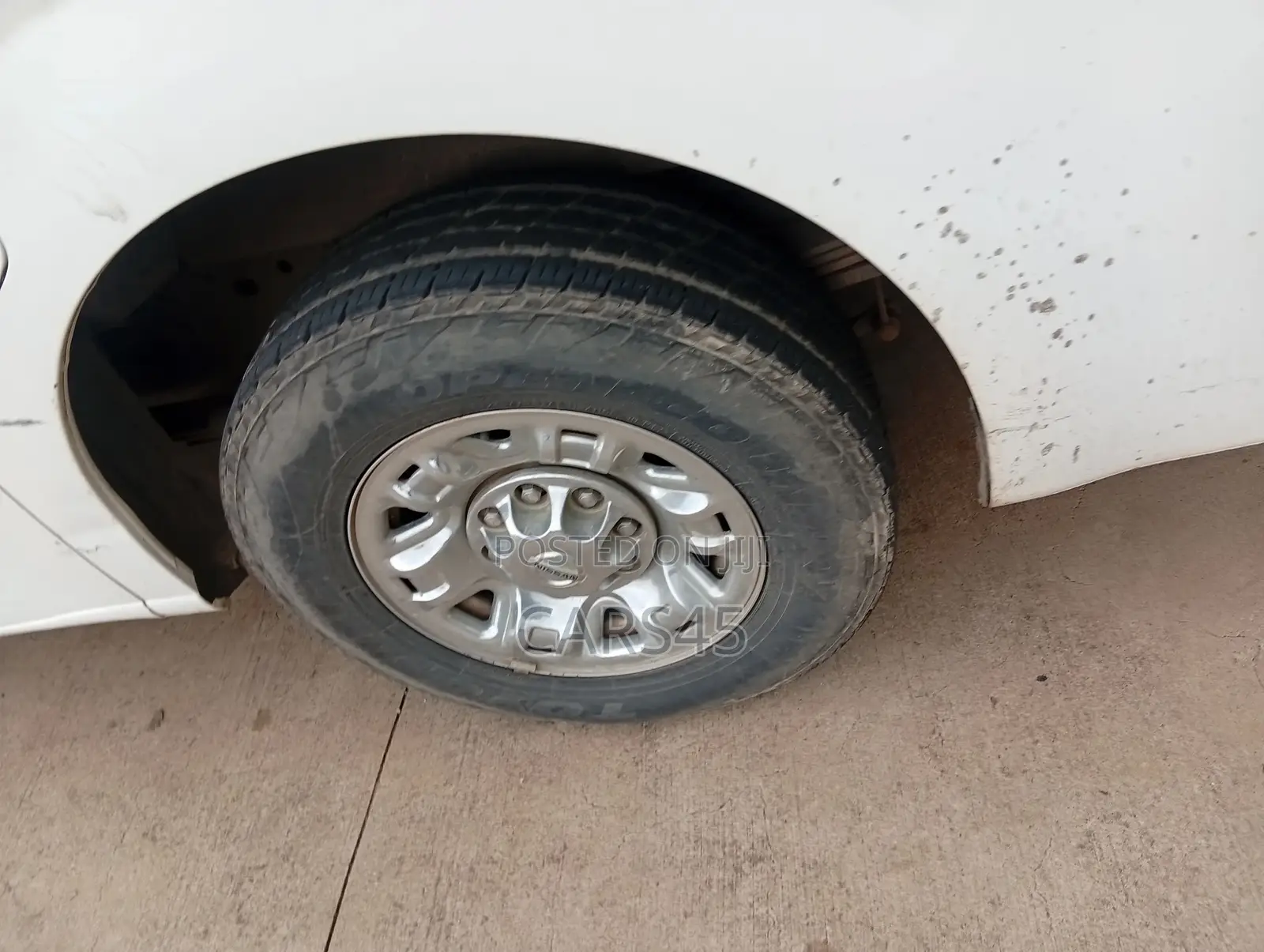 Nissan NV3500 2017 White