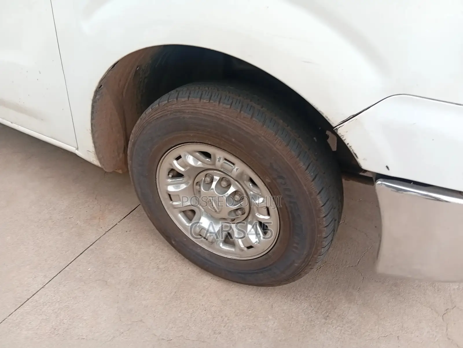 Nissan NV3500 2017 White