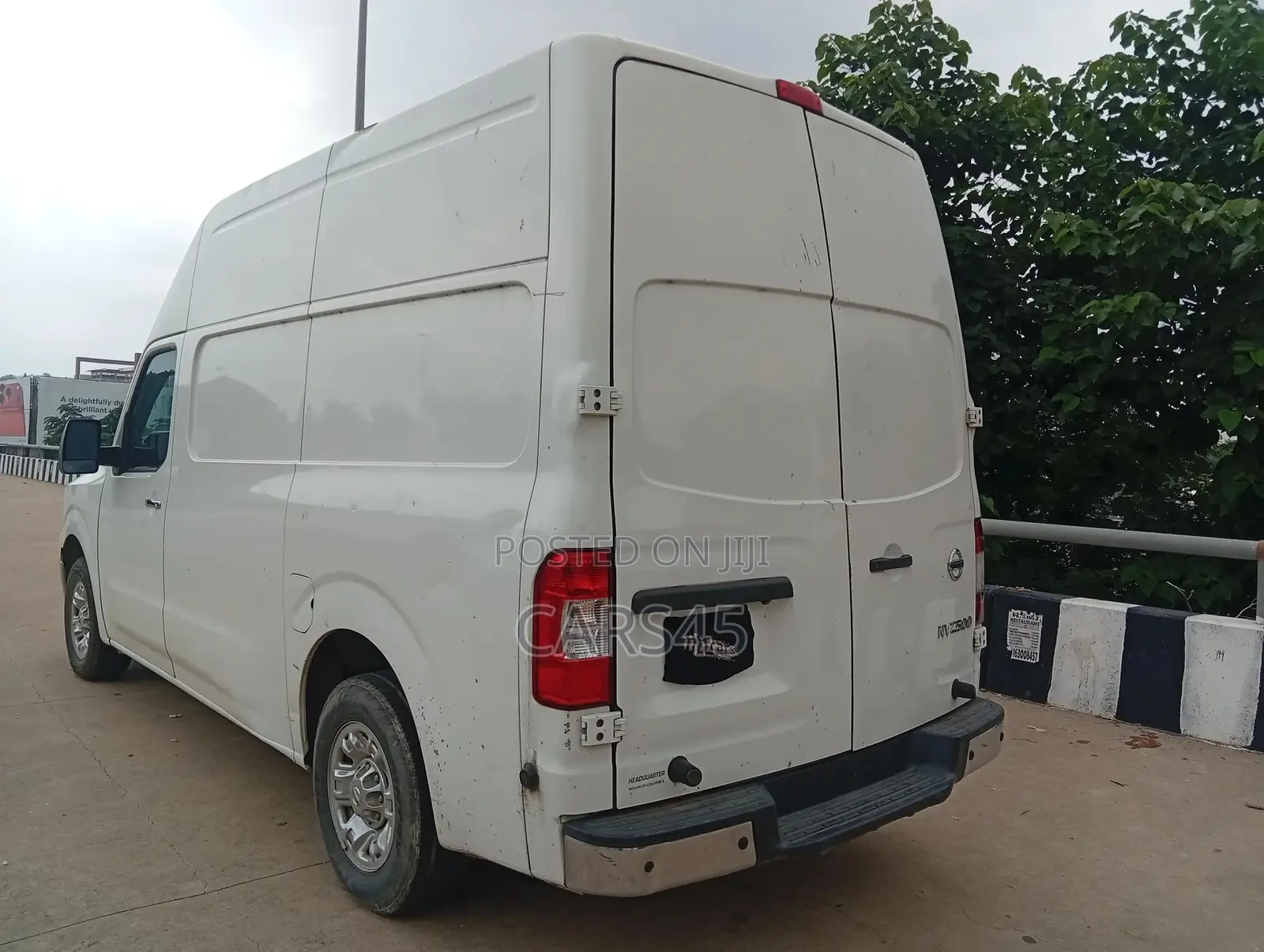 Nissan NV3500 2017 White