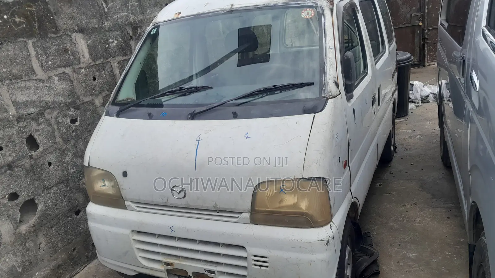 Suzuki Every 2000 White