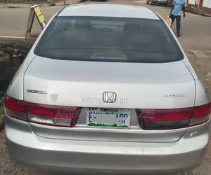 Honda Accord 2003 Silver